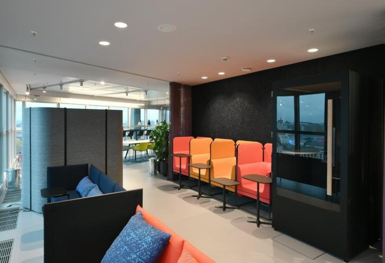 Europaplatz 2, Berlin, Berlin State