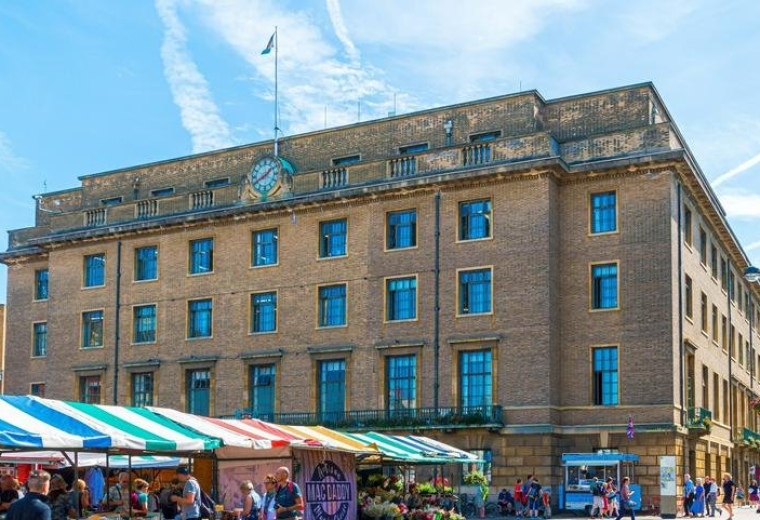 Future Business Centre Cambridge Guildhall, Market Square
