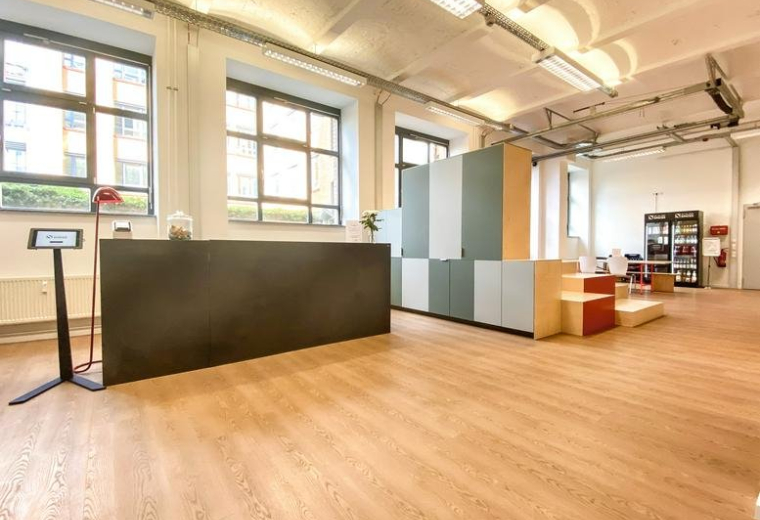 Exterior image of Gubener Straße 47, Comeniushof 