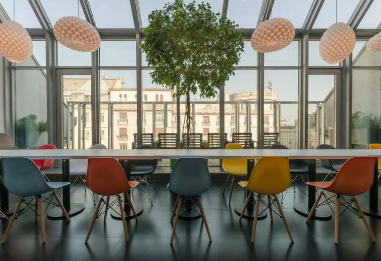 Károly körút 6, Budapest