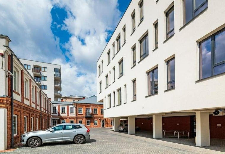 Kaleńska 5, Warsaw, Poland