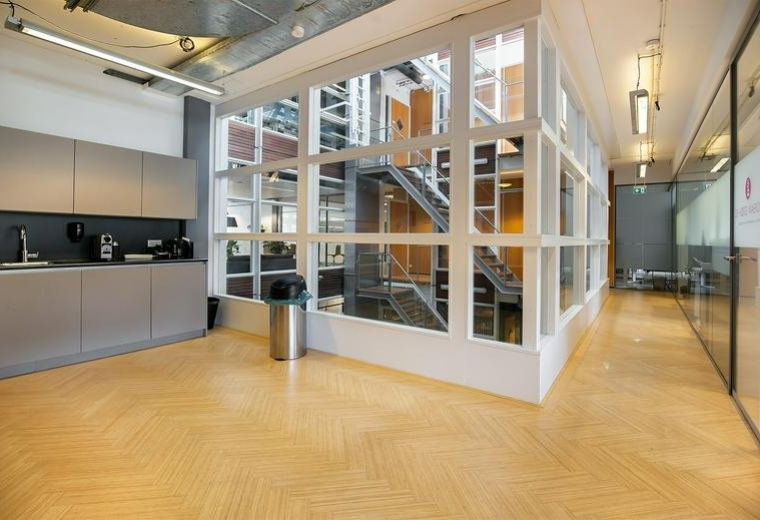 Kennemerplein 6, 14, Haarlem, North Holland