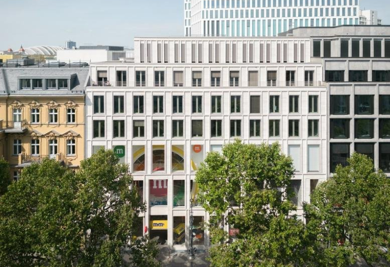 Exterior view of the light stone facade at Kurfürstendamm 14, Berlin, Brandenburg.