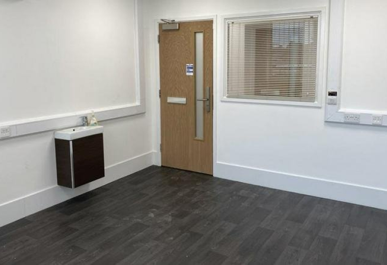 10 First Avenue, Bletchley, Milton Keynes, Buckinghamshire