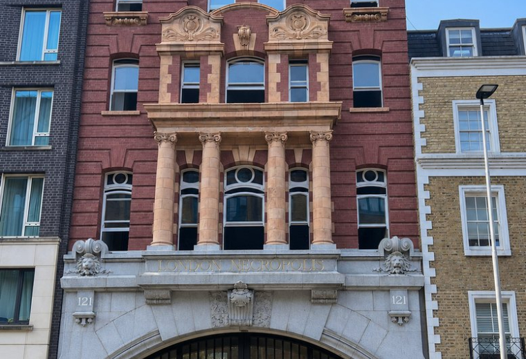 121 Westminster Bridge Road, Waterloo, London