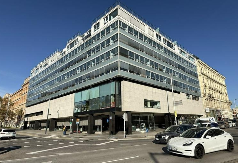 Akademiehof, 2 Getreidemarkt, 1st District, Wien