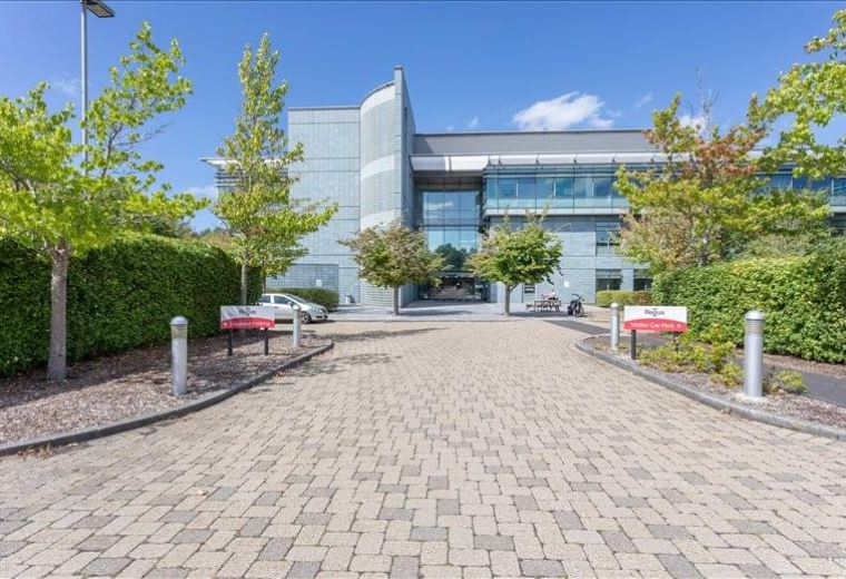 Serviced offices to hire in Reading