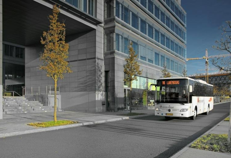 Interior of 37A, Avenue John F. Kennedy