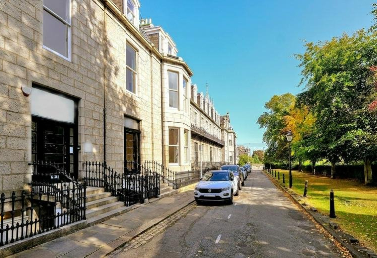 7 Queens Gardens, Aberdeen, Scotland