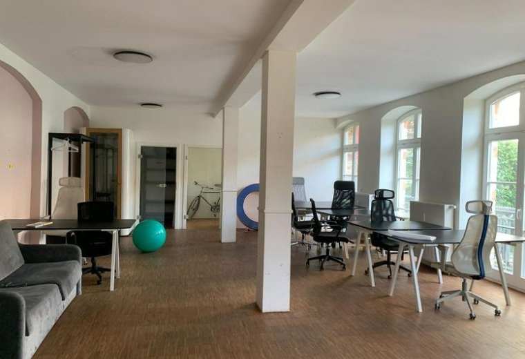 Exterior image of 74a, Schönhauser Allee