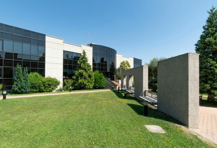 93, E Building, Miniparc III, Madrid, Spain