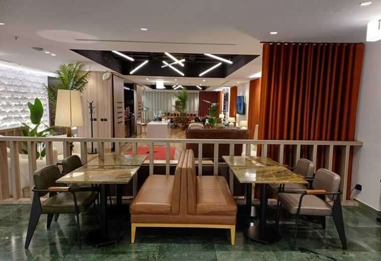 Ayazpasa Mah. Dereboyu Sok. , Sun Plaza Kat:13, Maslak, Istanbul