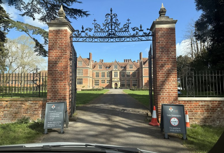 Shaw House, Church Road, Newbury, Berkshire