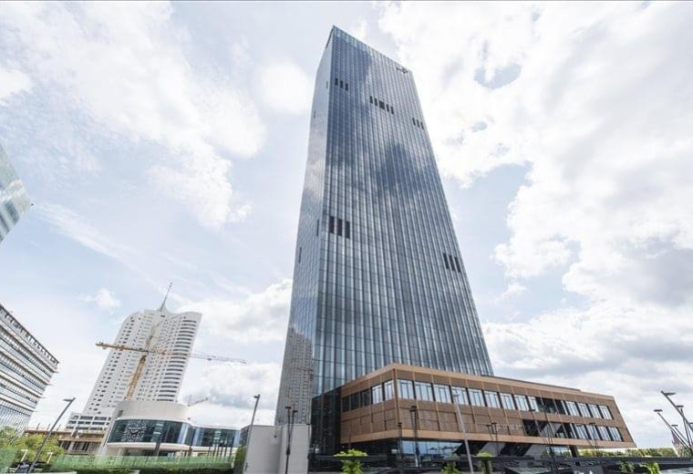 DC Tower Donau-City-Strasse 7, Vienna