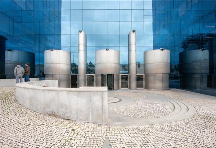 Lisbon executive office centre
