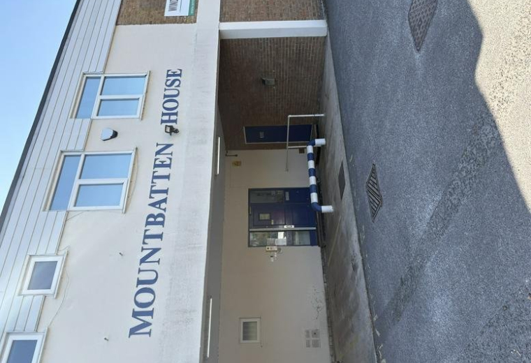 Mountbatten House, Fairacres Industrial Estate, Dedworth Road, Windsor