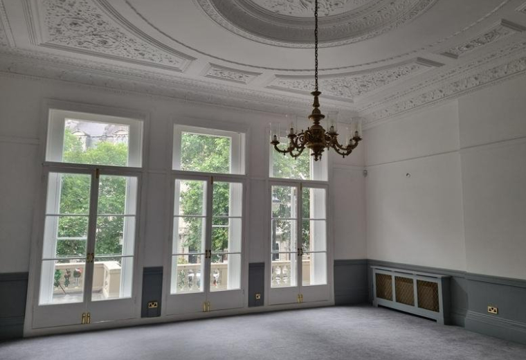 Executive suite in London