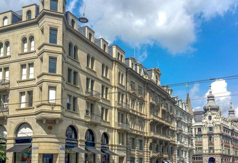 Haus Gryffenberg, Bahnhofstr. 10 / Börsenstr. 18, Zurich, Switzerland