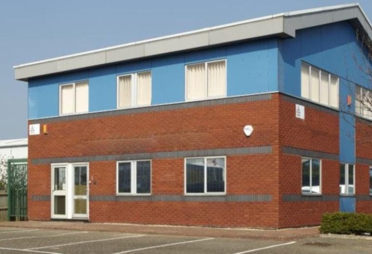 Office suite to rent in Newbury