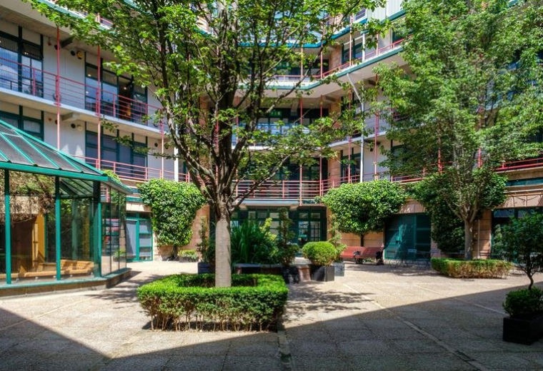 Serviced offices to let in London