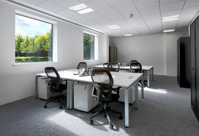 Office space to rent in Swindon