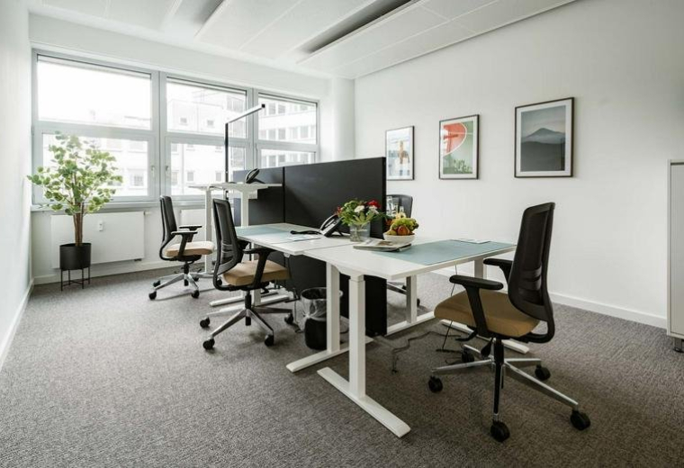 Exterior image of Mainzer Landstrasse 69