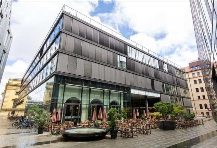 Offices at Maximilianstrasse 13