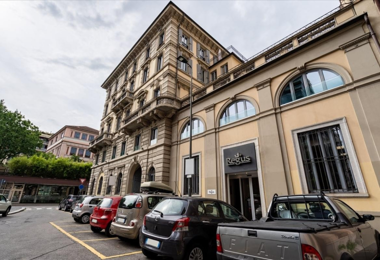 Piazzale Biancamano 8, Milan, Italy