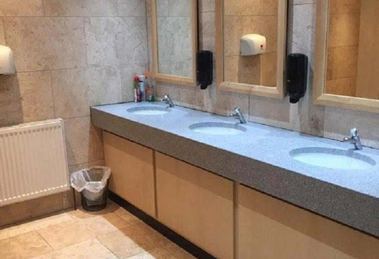 Office accommodation to let in Shirley