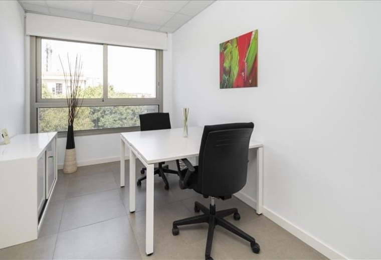 2nd floor, Poligono de Son Castelló, Gremi de Sabaters 21, Palma de Mallorca, Spain