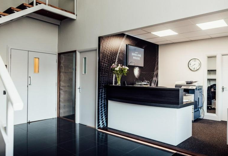 Office suites to rent in Farnborough