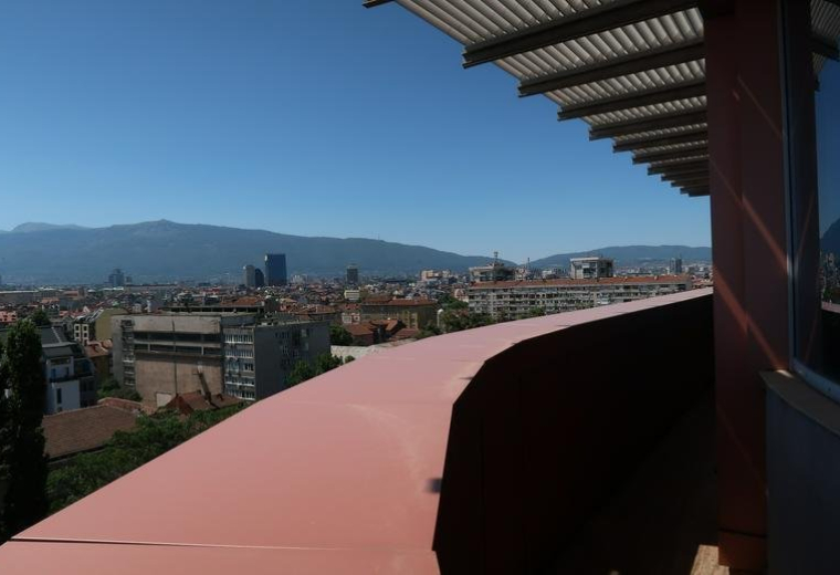 Sharedesk, ulitsa Klokotnitsa, City Centre, Sofia, Bulgaria