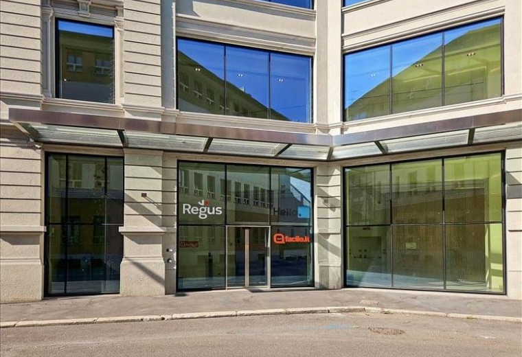 Exterior view of Regus Piazzale Lodi, Via Sannio, 3