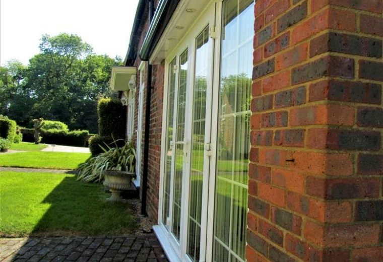 Executive office centres in central Rickmansworth