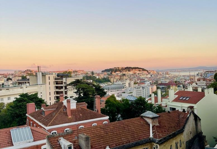 Rua Castilho 14C, 5th Floor, Lisbon