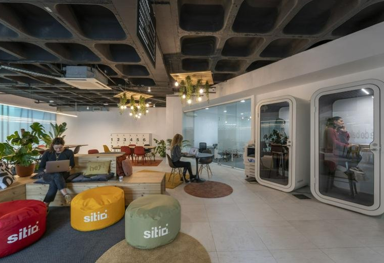 Rua Cristovão Pinho Queimado 33, Loja C, Aveiro