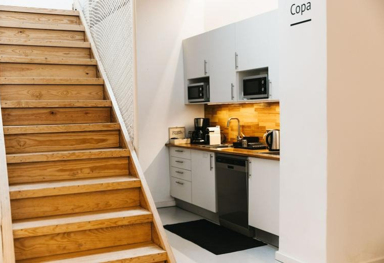 Exterior view of Rua Saraiva de Carvalho 1C Lisbon