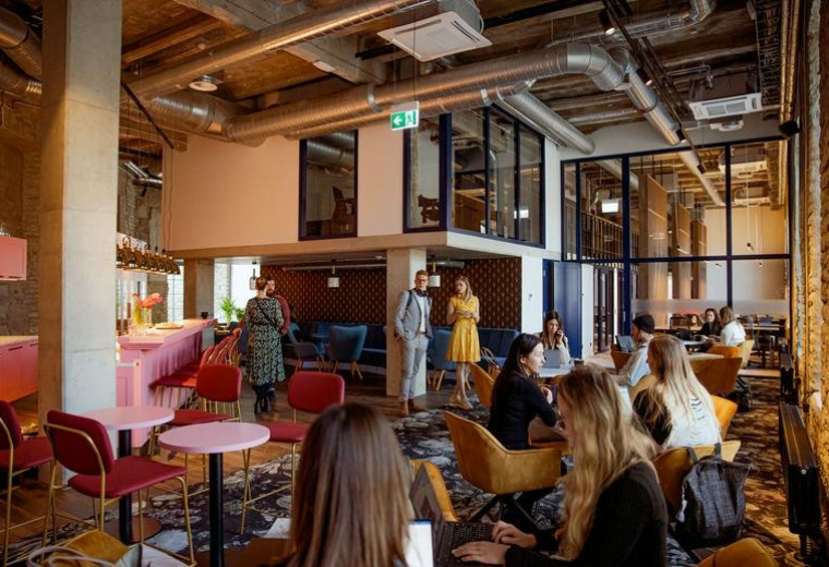 Tartu Maantee 82, Tallinn