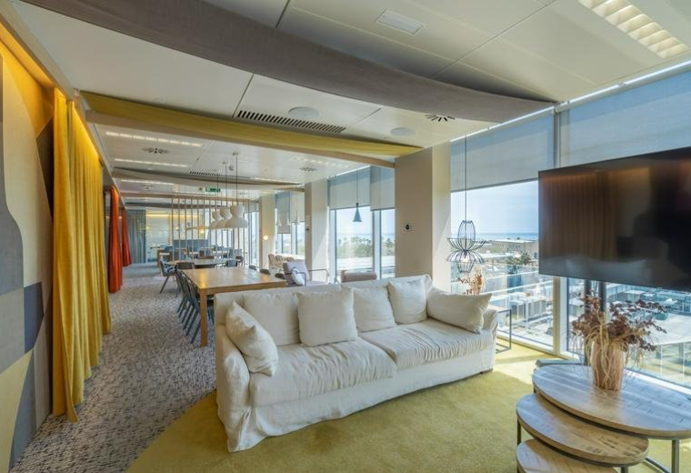 Utopicus Torre Marenostrum, Carrer dels Pinzón 12, 2, Barcelona