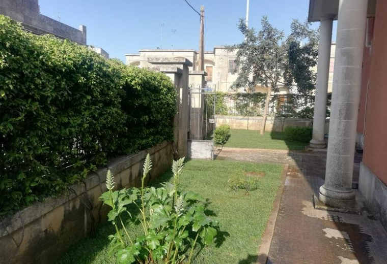 Via Castrignano, 23, Melpignano