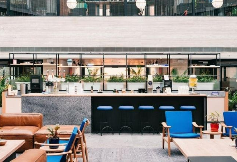 Via Vittor Pisani, 15, Milan