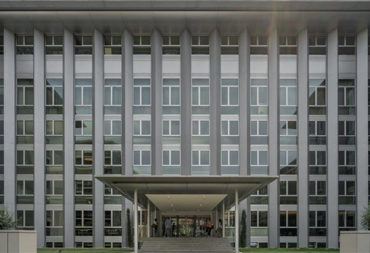 Offices at Via Copernico, 38