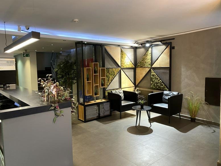 Reception and lounge area at 52, Hasat Sokak, Merkez Mahallesi Hasat Sokak 52/1.