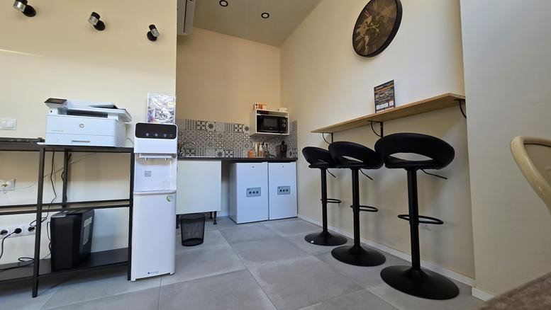 Exterior image of Carrer Escultor Rocamora 7, bajo 3