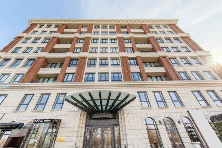 Exterior view of the classic stone and brick facade at Ethos House, Calea Floreasca 240B.