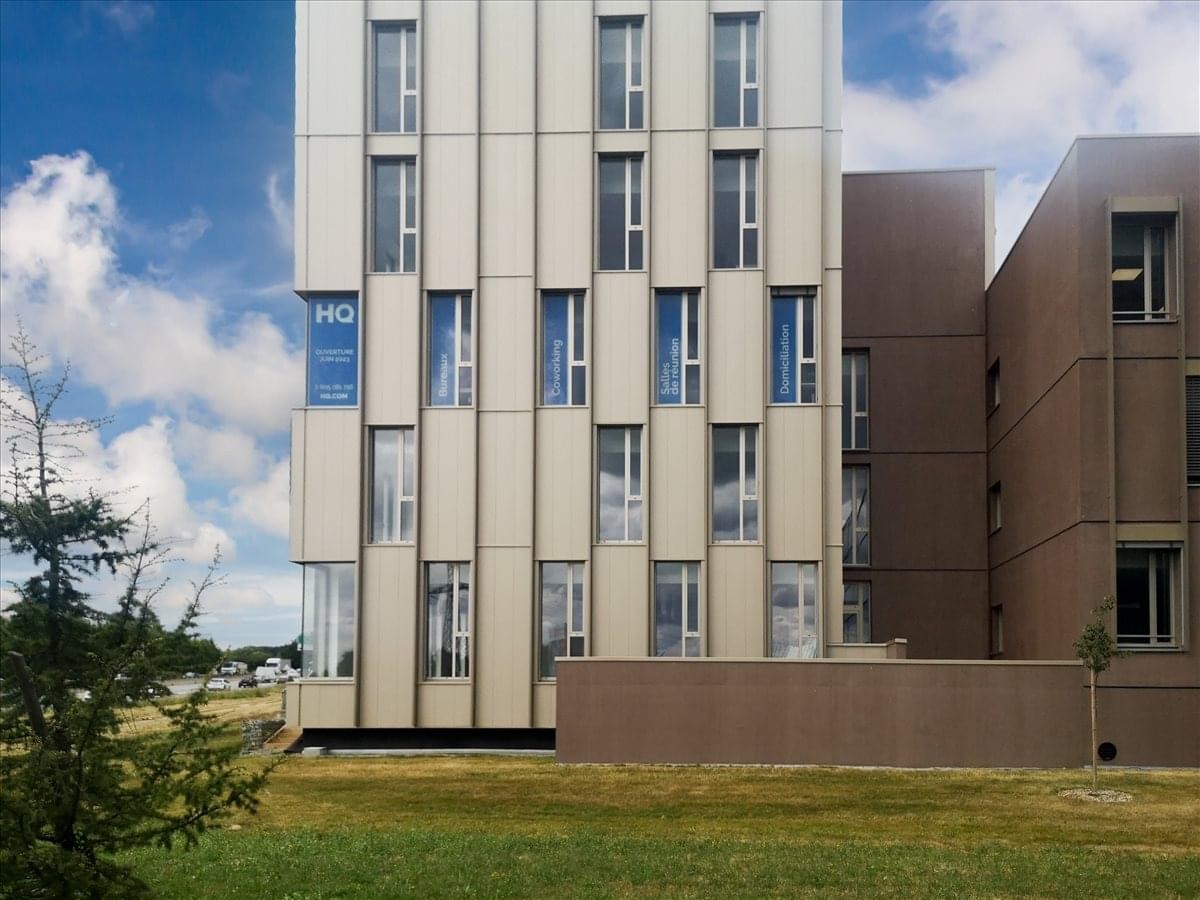 Exterior view of the building at ZAC Atalante-Champeaux.