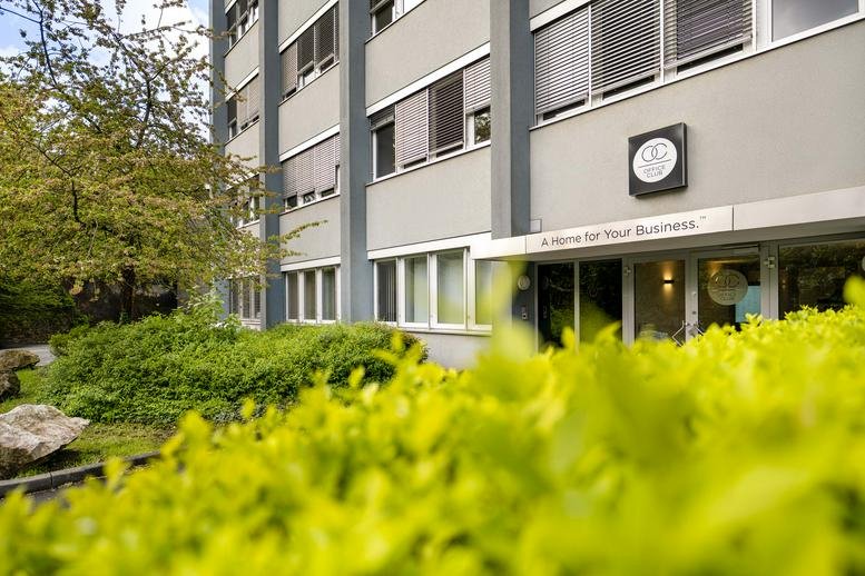 Exterior view of the office building at 152 Frankenstraße Süd.