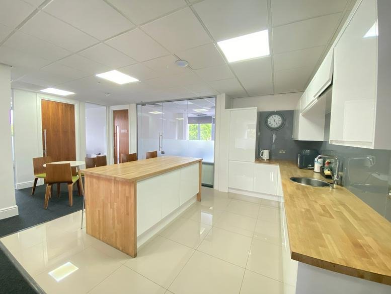 Spacious communal kitchen and breakout area at Imperial House on 21-25 North Street.