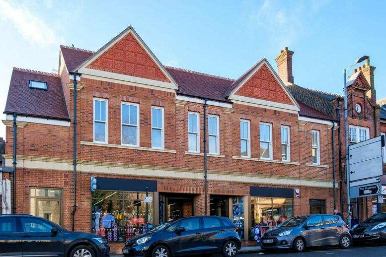 Exterior view of the red brick building at 40 London Road, St Albans, Herts, Hertfordshire.