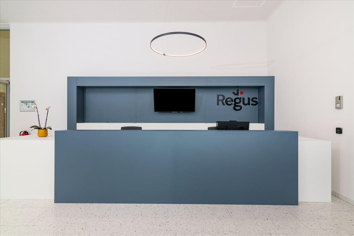 Minimalist reception desk at Basler Strasse 3, Ground to 2nd floor, Bad Homburg, Hessen.